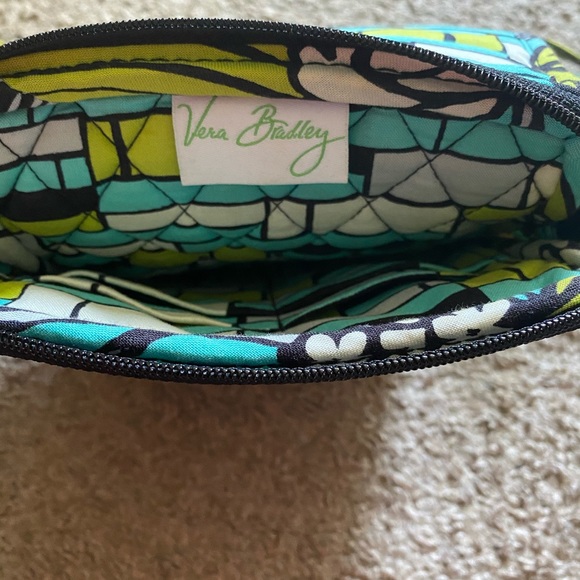 Vera Bradley Island Blooms crossbody - Picture 4 of 5